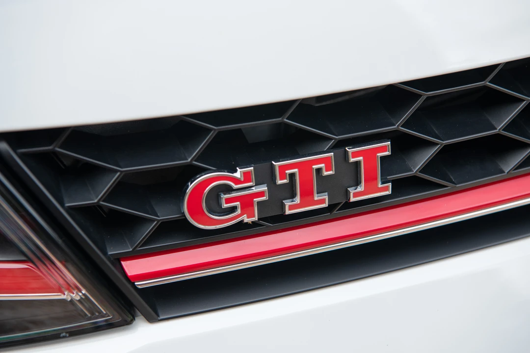 2017 Volkswagen GTI Mk7 - Image 20 of 31