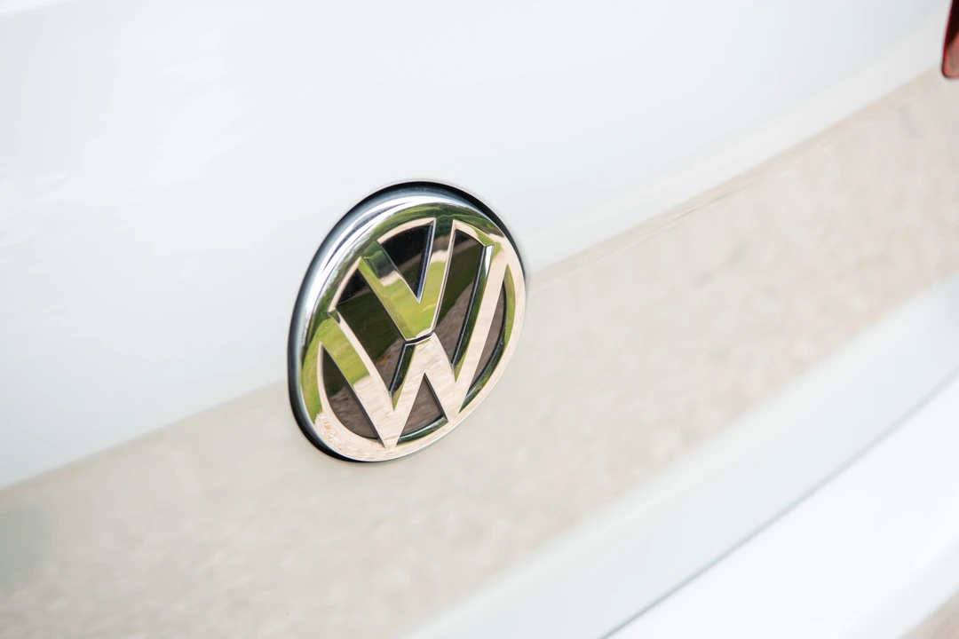 2017 Volkswagen GTI Mk7 - Image 26 of 31