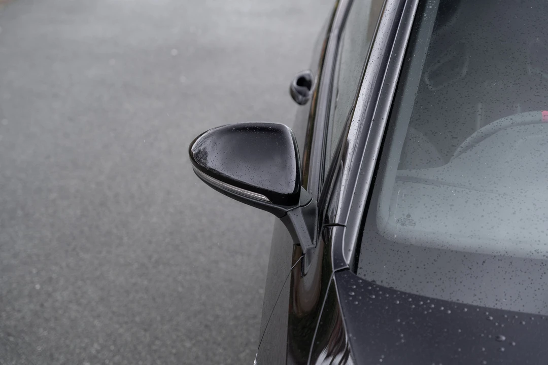 2017 Volkswagen GTI Mk7 - Image 27 of 31