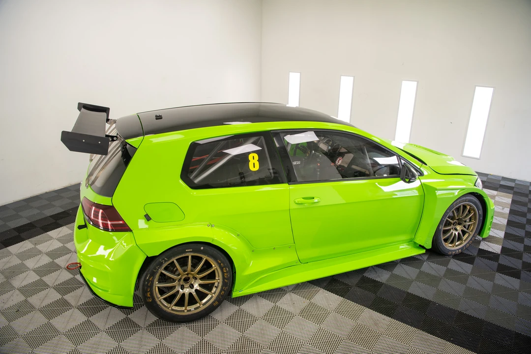 2017 Volkswagen GTI Mk7 - Image 6 of 31