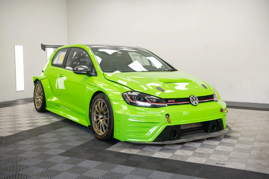 2017 Volkswagen GTI Mk7 - Image 4 of 31