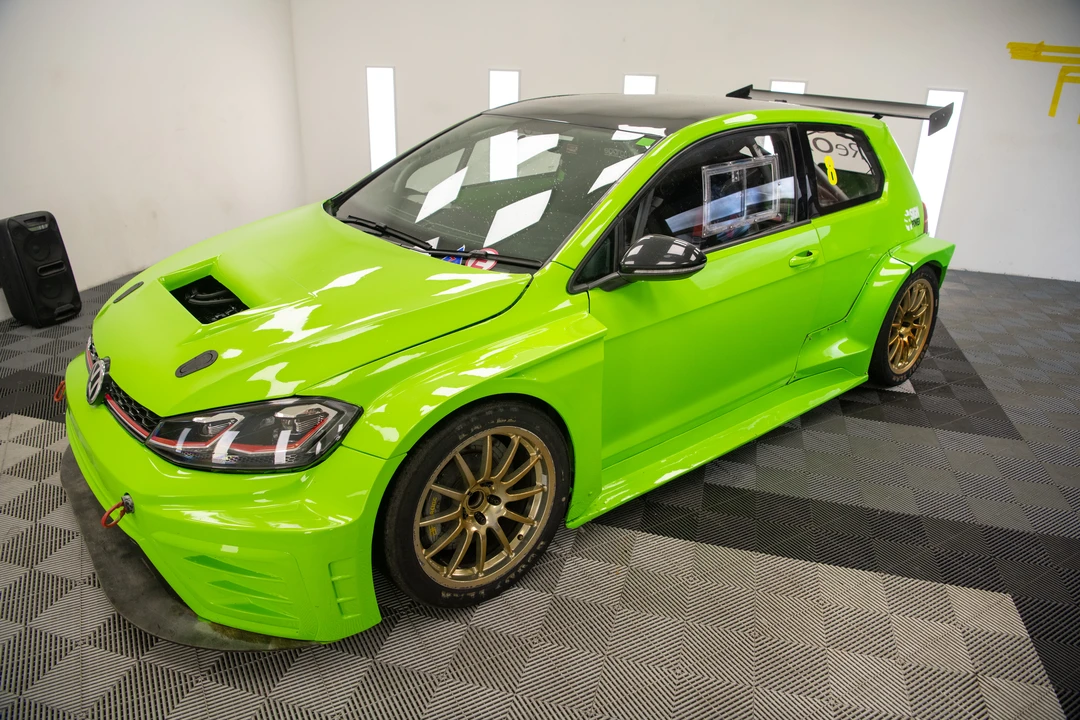 2017 Volkswagen GTI Mk7 - Image 11 of 31