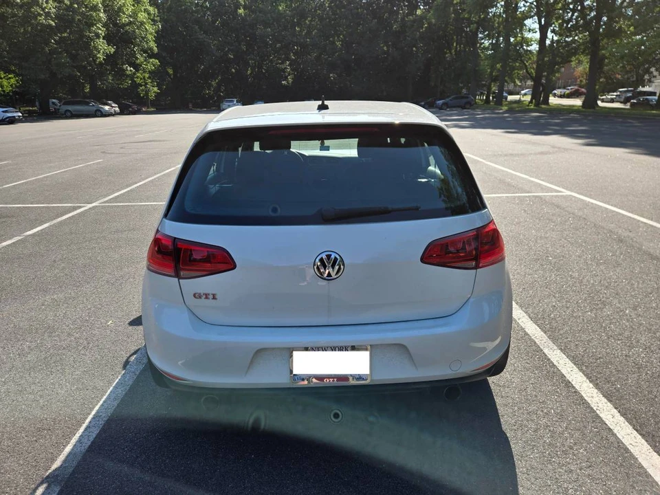 2017 Volkswagen GTI Mk7 - Image 5 of 15