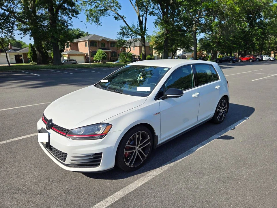 2017 Volkswagen GTI Mk7 - Image 2 of 15