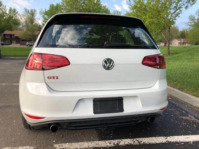 2017 Volkswagen GTI Mk7 - Image 5 of 6