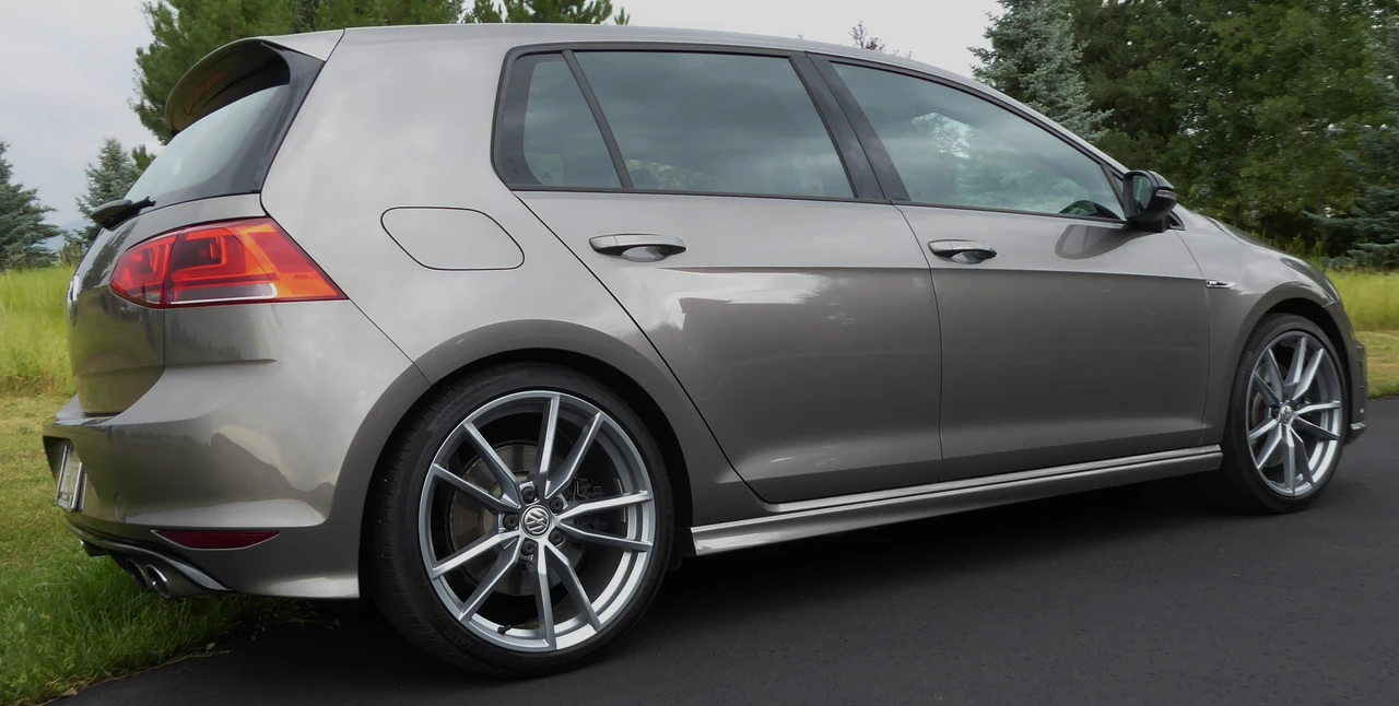 2017 Volkswagen Golf R Mk7 - Image 2 of 6
