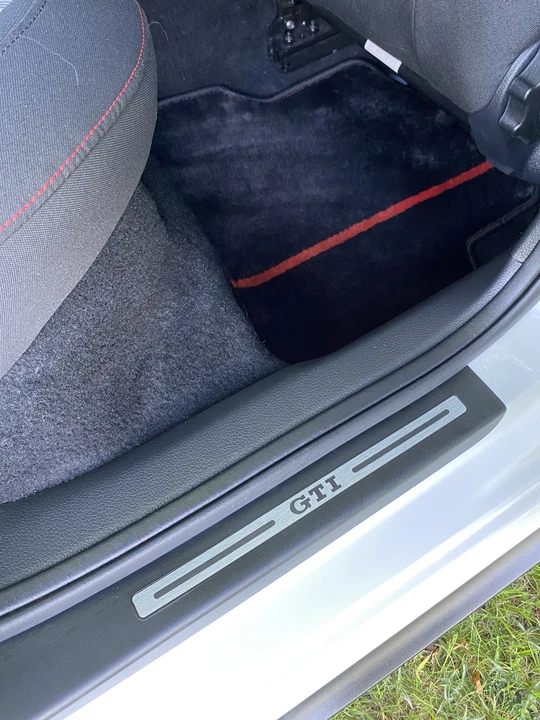2017 Volkswagen Polo - Image 7 of 31