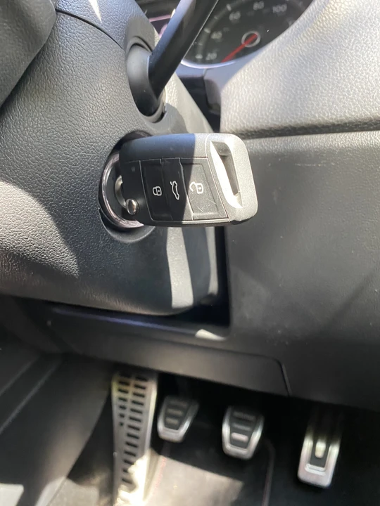 2017 Volkswagen Polo - Image 15 of 31
