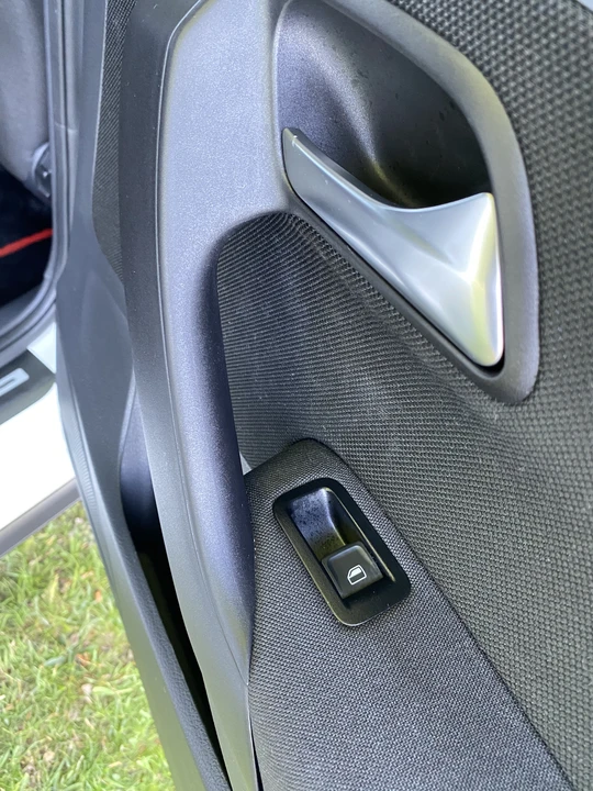 2017 Volkswagen Polo - Image 23 of 31
