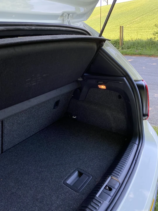 2017 Volkswagen Polo - Image 25 of 31