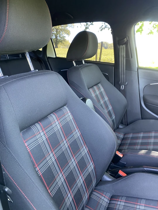 2017 Volkswagen Polo - Image 26 of 31