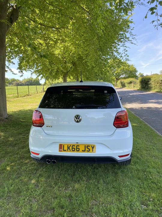 2017 Volkswagen Polo - Image 5 of 31