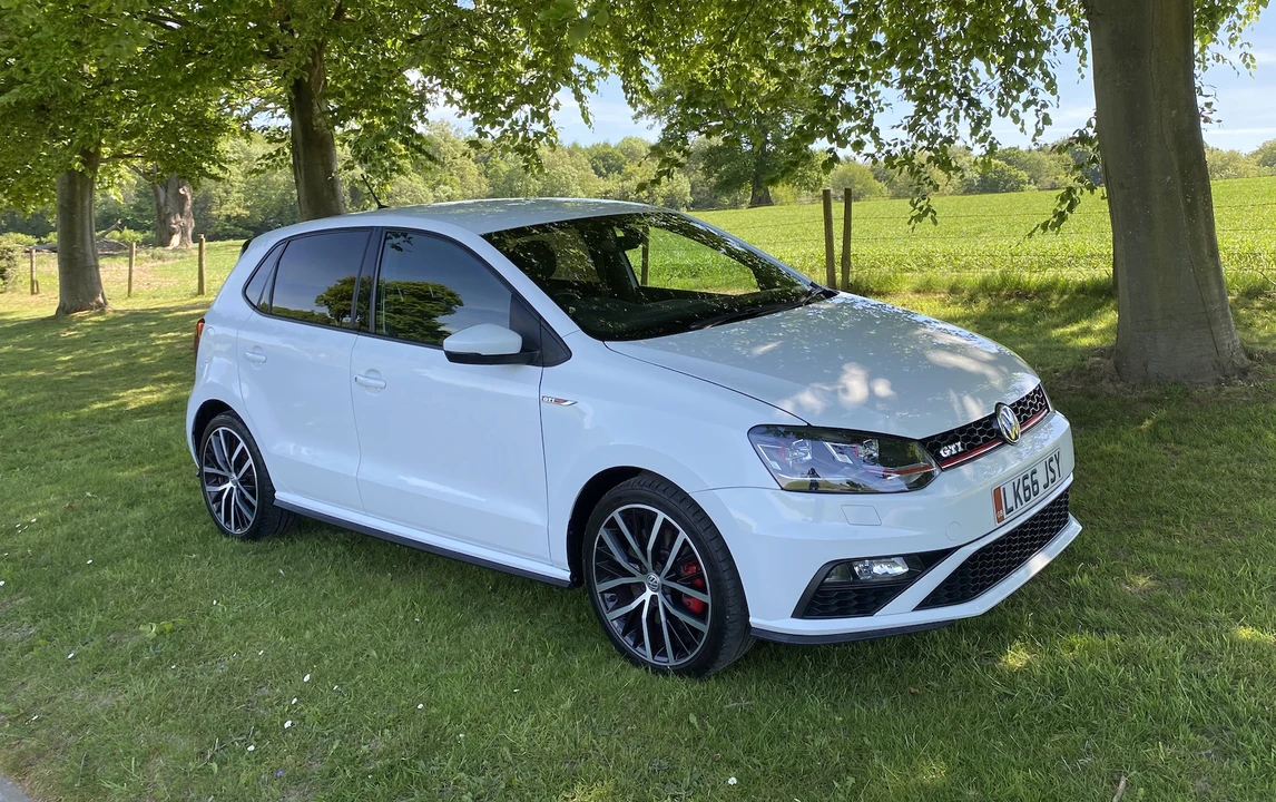 2017 Volkswagen Polo - Image 2 of 31