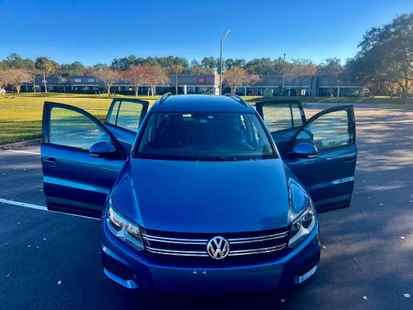 2017 Volkswagen Tiguan - Image 13 of 17