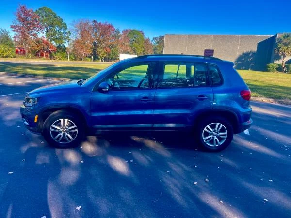 2017 Volkswagen Tiguan - Image 8 of 17
