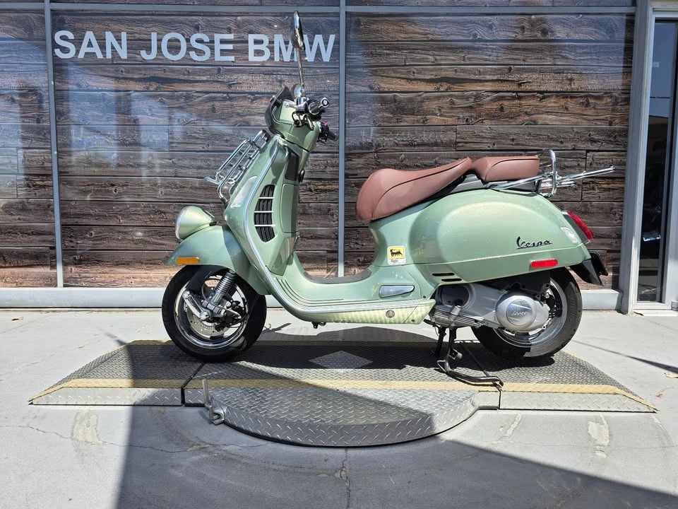 2017 Vespa Sei & PX & ET & LX & GT - Image 5 of 12