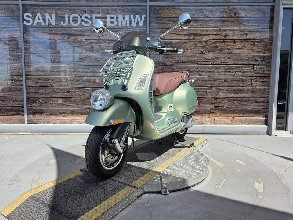 2017 Vespa Sei & PX & ET & LX & GT - Image 4 of 12