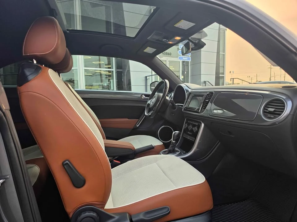 2017 Volkswagen A5 Beetle - Image 12 of 20