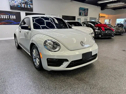 2017 Volkswagen Beetle 1.8T Fleet Hatchback 2D