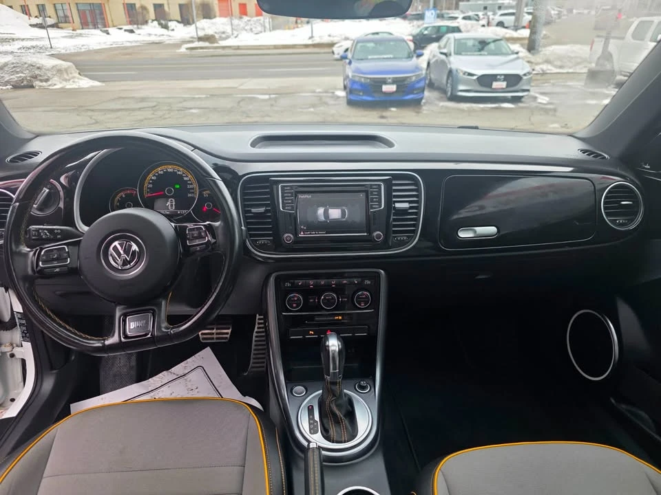 2017 Volkswagen A5 Beetle - Image 14 of 20