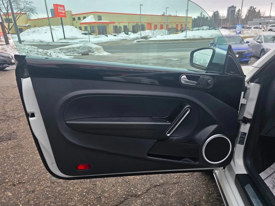 2017 Volkswagen A5 Beetle - Image 11 of 20