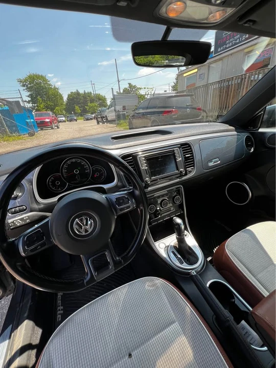 2017 Volkswagen A5 Beetle - Image 8 of 16