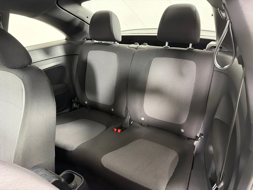 2017 Volkswagen A5 Beetle - Image 18 of 21