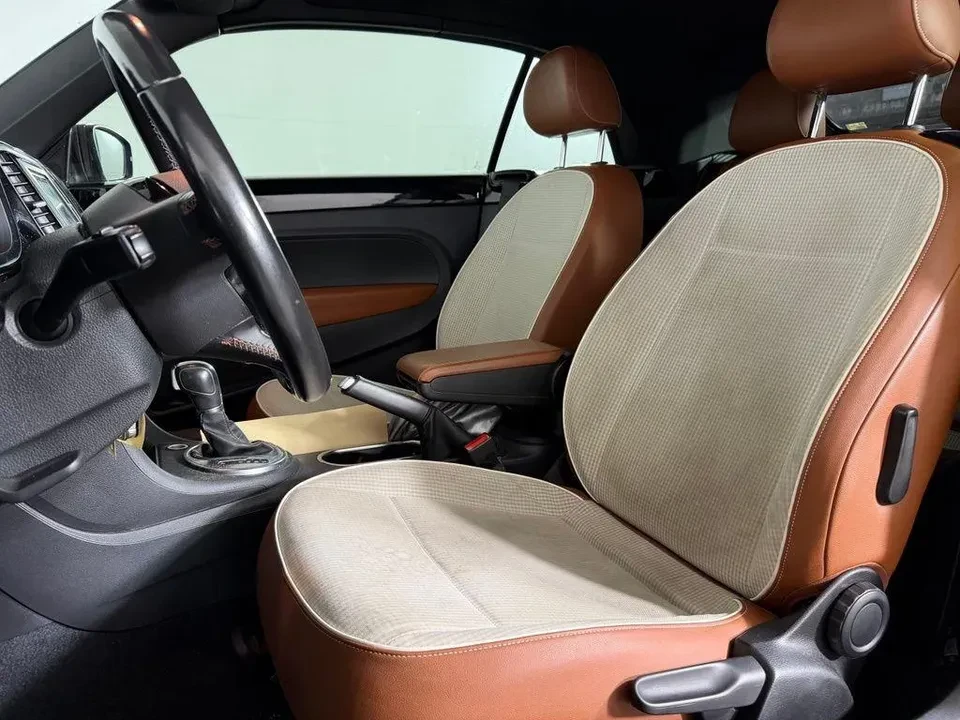 2017 Volkswagen A5 Beetle - Image 5 of 8