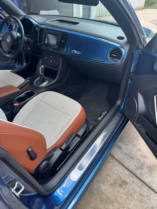 2017 Volkswagen A5 Beetle - Image 10 of 15
