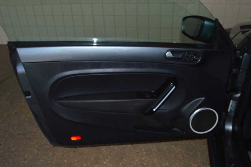 2017 Volkswagen A5 Beetle - Image 16 of 20