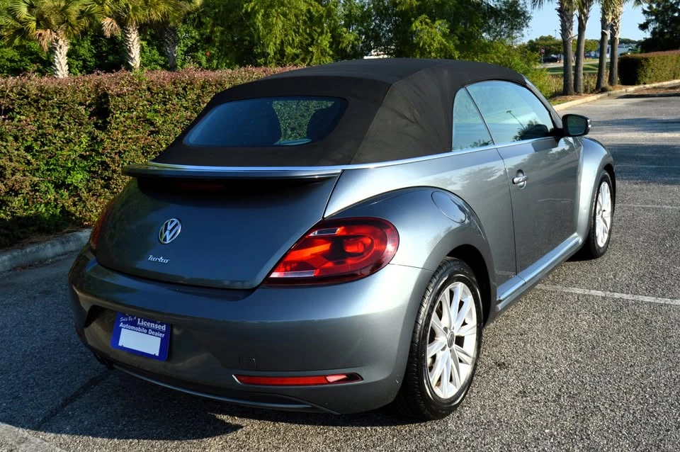 2017 Volkswagen A5 Beetle - Image 2 of 20