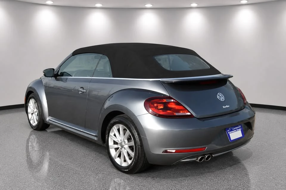 2017 Volkswagen A5 Beetle - Image 3 of 8