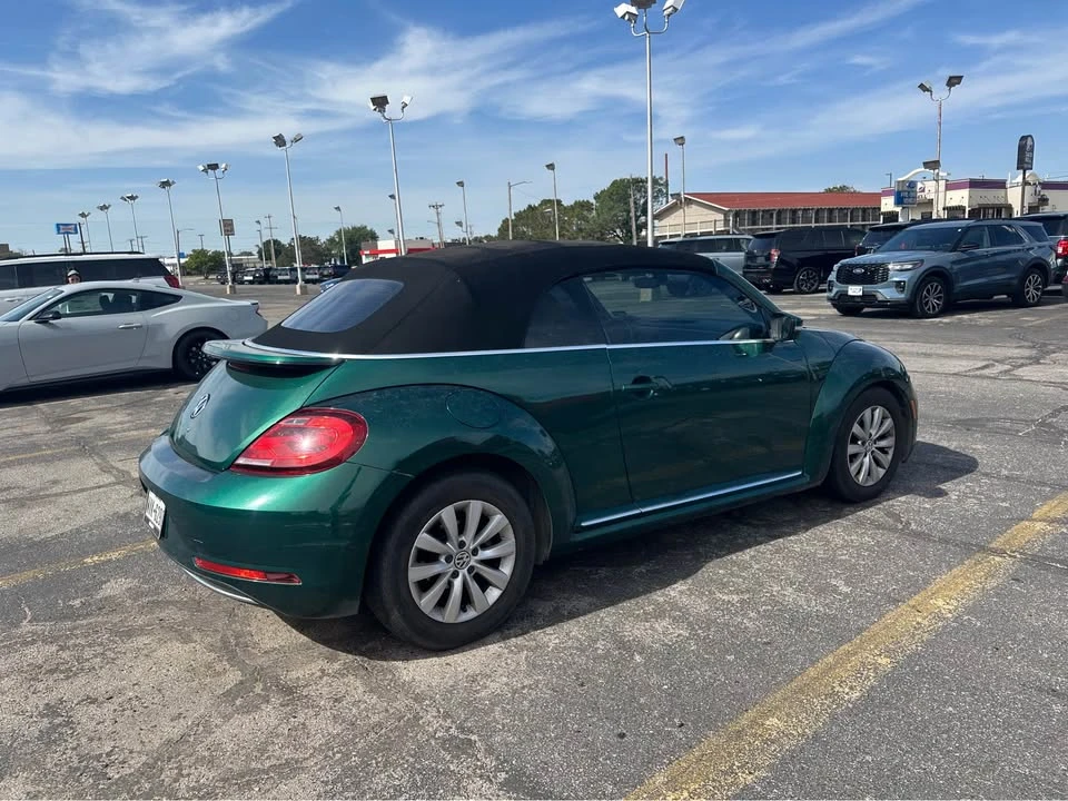 2017 Volkswagen A5 Beetle - Image 3 of 6
