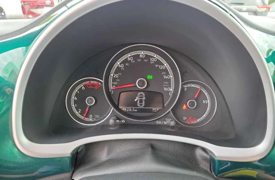 2017 Volkswagen A5 Beetle - Image 18 of 20