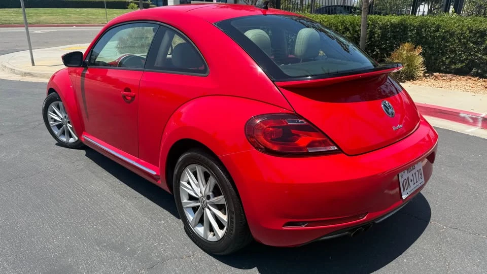 2017 Volkswagen A5 Beetle - Image 4 of 12