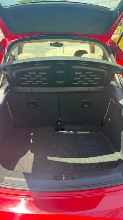 2017 Volkswagen A5 Beetle - Image 11 of 12