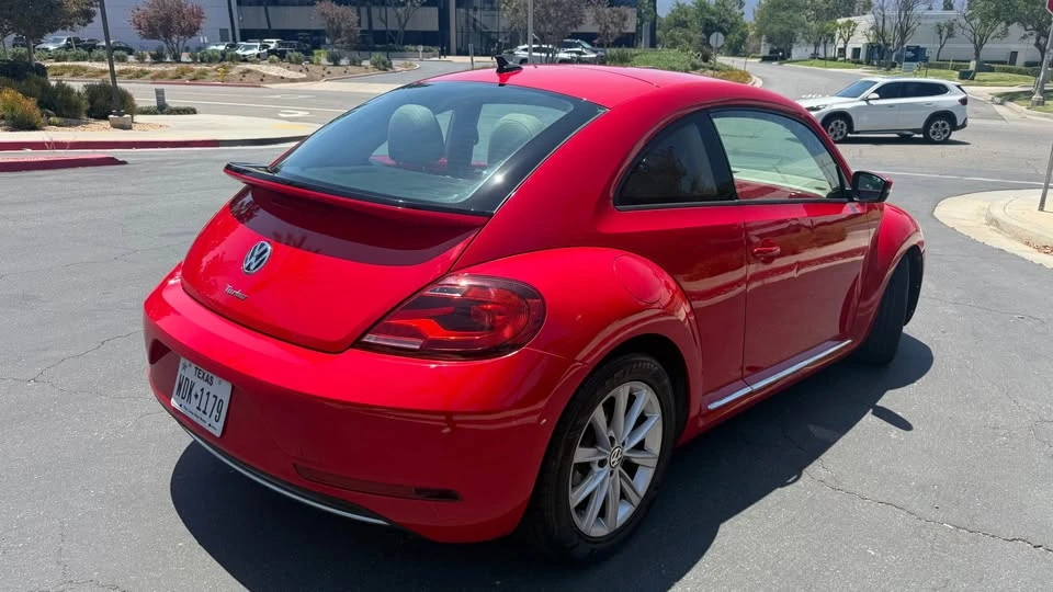 2017 Volkswagen A5 Beetle - Image 3 of 12