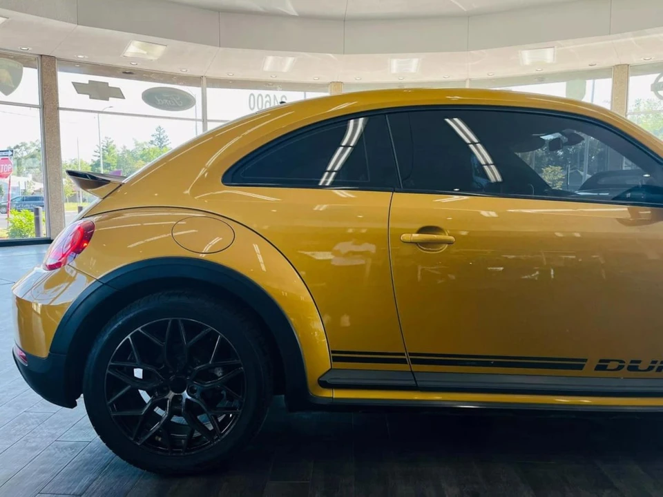 2017 Volkswagen A5 Beetle - Image 6 of 12