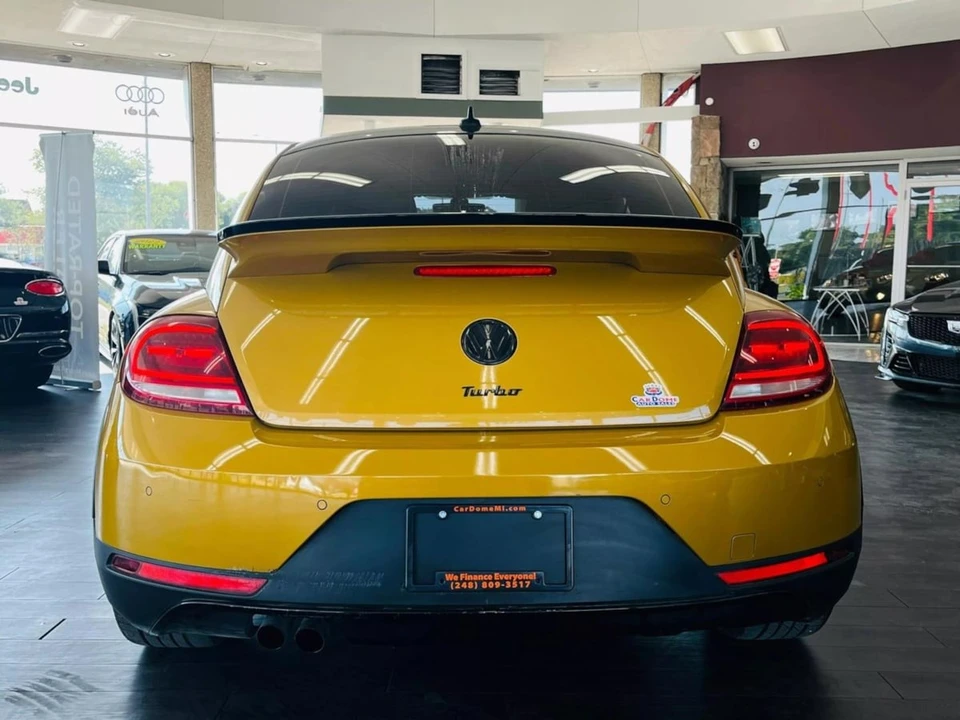 2017 Volkswagen A5 Beetle - Image 8 of 12