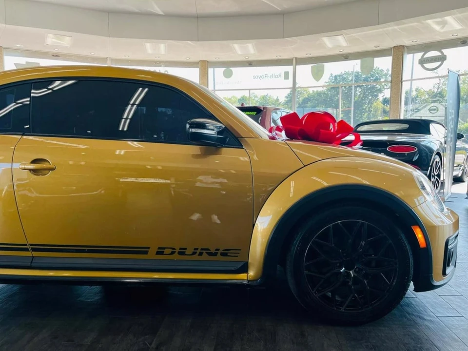 2017 Volkswagen A5 Beetle - Image 5 of 12