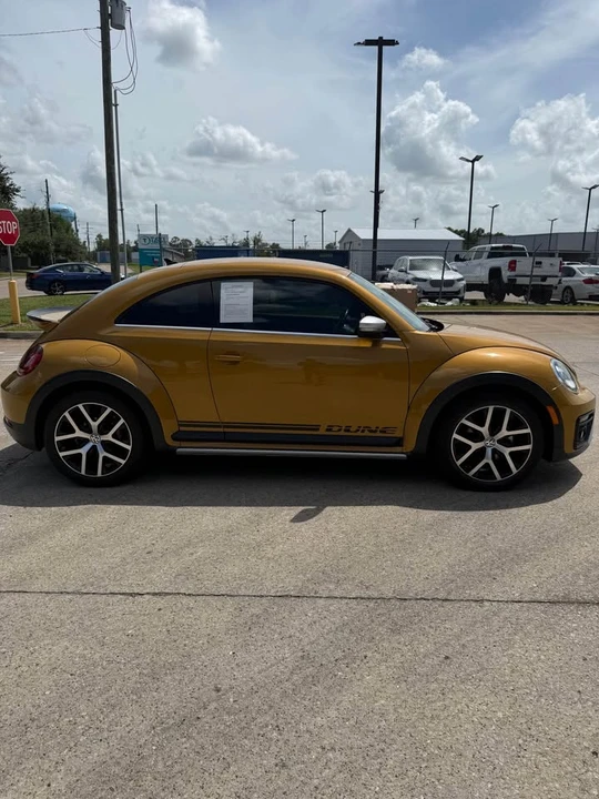 2017 Volkswagen A5 Beetle - Image 4 of 19