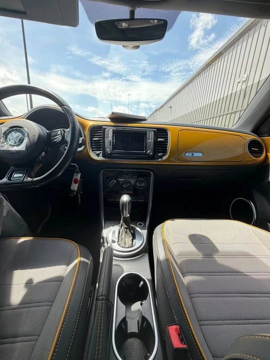 2017 Volkswagen A5 Beetle - Image 18 of 19