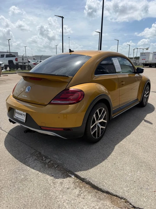 2017 Volkswagen A5 Beetle - Image 5 of 19
