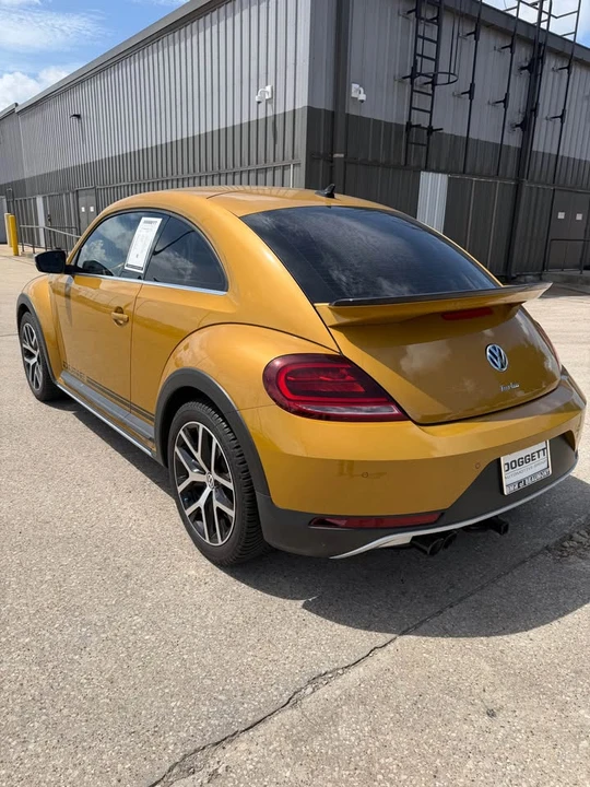 2017 Volkswagen A5 Beetle - Image 7 of 19