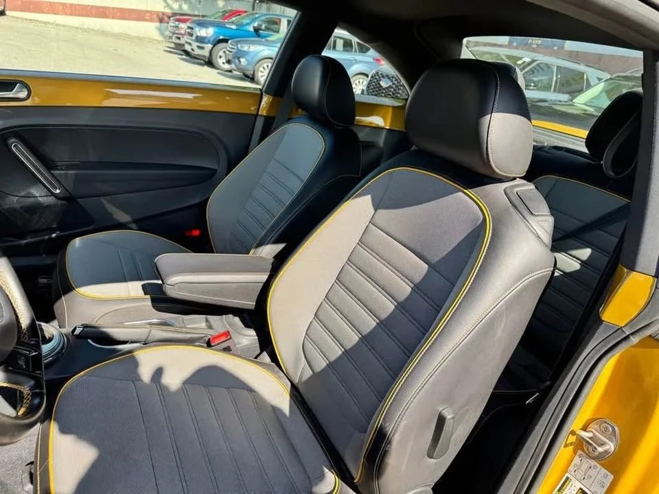 2017 Volkswagen A5 Beetle - Image 5 of 6