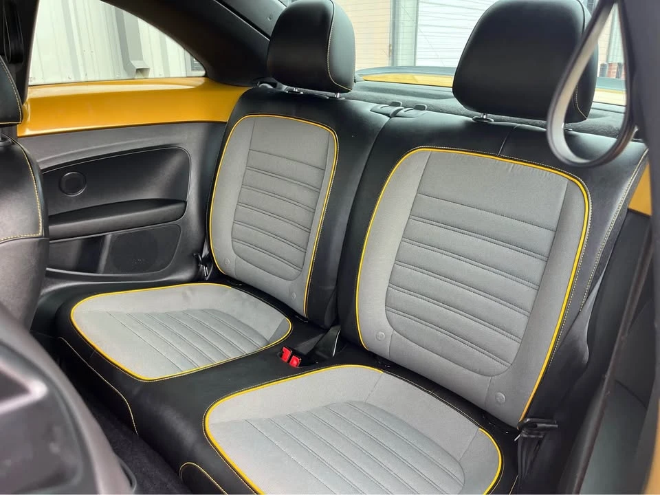 2017 Volkswagen A5 Beetle - Image 7 of 10