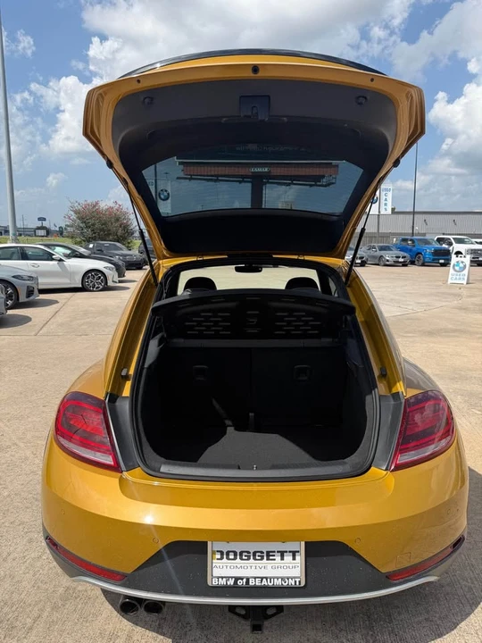 2017 Volkswagen A5 Beetle - Image 9 of 19