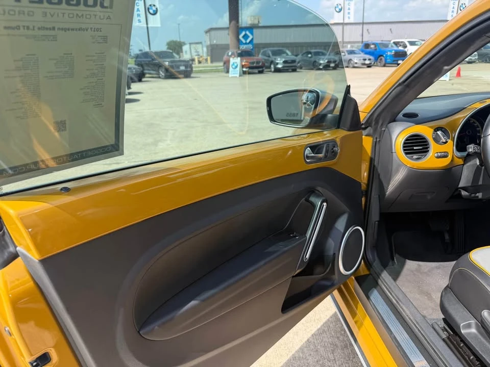 2017 Volkswagen A5 Beetle - Image 12 of 19