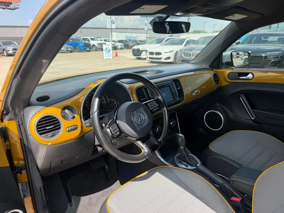2017 Volkswagen A5 Beetle - Image 11 of 19