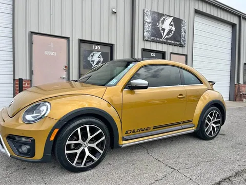 2017 Volkswagen Beetle 1.8T Dune Hatchback 2D